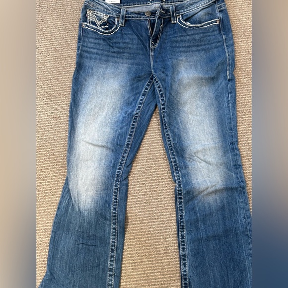 Two size 12 vigoss jeans. Like new, never dried in dryer. - Picture 1 of 6